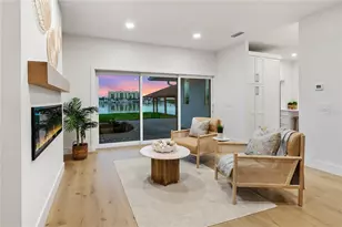 330 W Bay Dr, Venice, FL 34285 - Photo 43