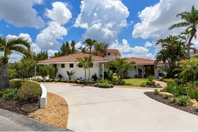 330 W Bay Drive, Venice, FL 34285 - Photo 7