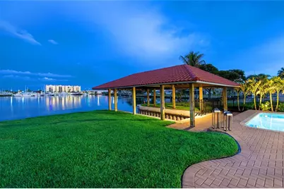 330 W Bay Drive, Venice, FL 34285 - Photo 51