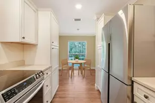 4489 Longmeadow, Sarasota, FL 34235 - Photo 9