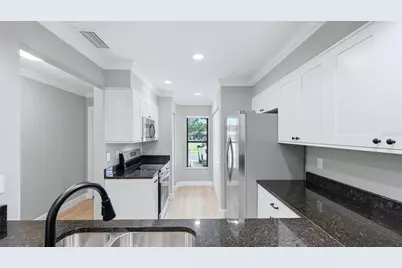 5421 11th Street Circle E, Bradenton, FL 34203 - Photo 11