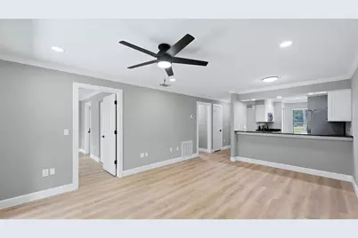 5421 11th Street Circle E, Bradenton, FL 34203 - Photo 3