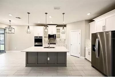 3806 Savanna Palms Court, Lakewood Ranch, FL 34211 - Photo 7