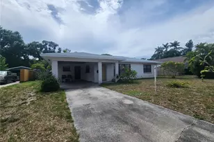 1604 28th St W, Bradenton, FL 34205 - Photo 1