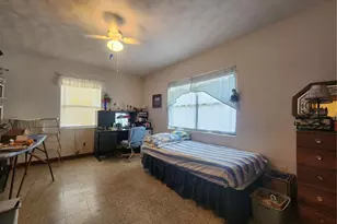 1604 28th St W, Bradenton, FL 34205 - Photo 13