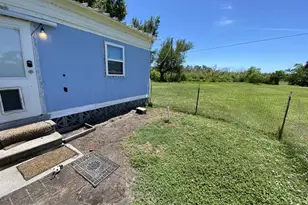 8321 Bayside Ave, Englewood, FL 34224 - Photo 3