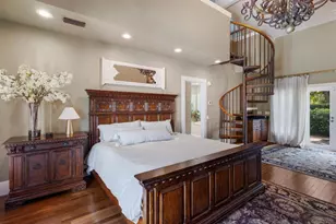 1829 Bougainvillea St, Sarasota, FL 34239 - Photo 29