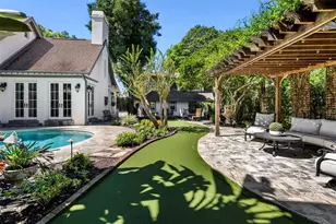 1829 Bougainvillea St, Sarasota, FL 34239 - Photo 7