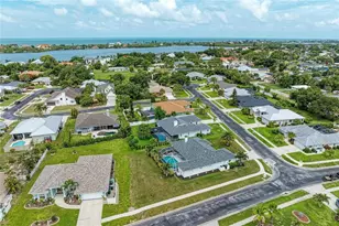 405 Bayside Ln, Nokomis, FL 34275 - Photo 71