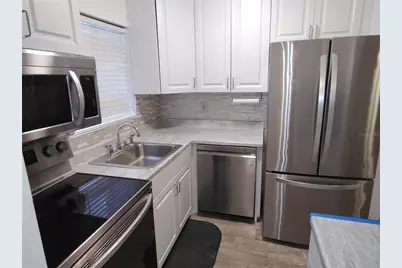 5955 Palm Lane #A33, Bradenton, FL 34207 - Photo 3