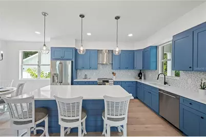 1647 Siesta Drive, Sarasota, FL 34239 - Photo 19