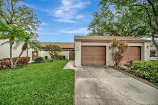 2925 Park Lake Dr, Bradenton, FL 34209 - Photo 1