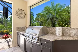 19452 Beacon Park Pl, Lakewood Ranch, FL 34202 - Photo 57