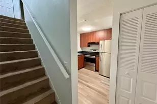 409 57th Ave Dr E, Bradenton, FL 34203 - Photo 9