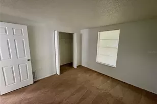 409 57th Ave Dr E, Bradenton, FL 34203 - Photo 11