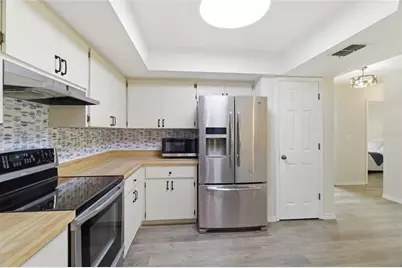 442 Pendleton Drive, Venice, FL 34292 - Photo 9