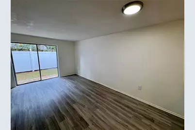 308 57th Avenue Drive E #B, Bradenton, FL 34203 - Photo 5