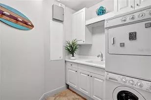 1300 Benjamin Franklin Dr, Sarasota, FL 34236 - Photo 33