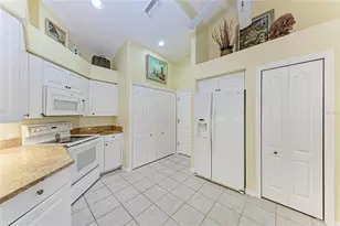3883 Alamanda Dr, Sarasota, FL 34238 - Photo 9