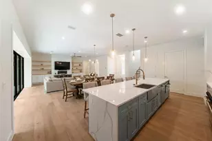 3800 Flores Ave, Sarasota, FL 34239 - Photo 91