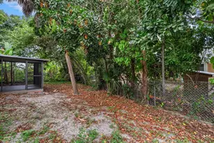 2127 Worrington St, Sarasota, FL 34231 - Photo 23
