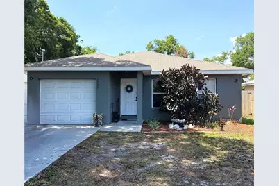 1727 31st Avenue E, Bradenton, FL 34208 - Photo 1