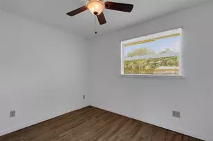 8010 Brower Dr, Bradenton, FL 34211 - Photo 21
