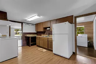 8010 Brower Dr, Bradenton, FL 34211 - Photo 15