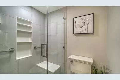 2301 Gulf Of Mexico Drive #12N, Longboat Key, FL 34228 - Photo 11