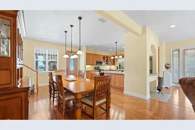 280 W Cowles Street, Englewood, FL 34223 - Photo 3