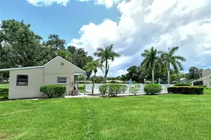 2517 Glebe Farm Close, Sarasota, FL 34235 - Photo 37