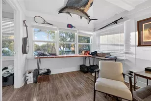 1059 5th St N, Saint Petersburg, FL 33701 - Photo 13