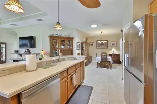 1917 Sterling Glen Ct, Sun City Center, FL 33573 - Photo 21
