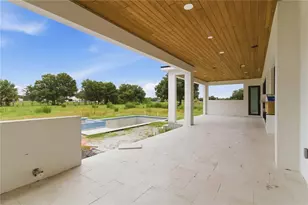 639 Oakford Rd, Sarasota, FL 34240 - Photo 17