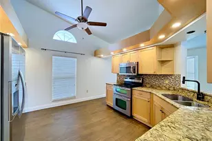 4165 Rosas Ave, Sarasota, FL 34233 - Photo 7