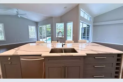 4824 Hanging Moss Lane, Sarasota, FL 34238 - Photo 15