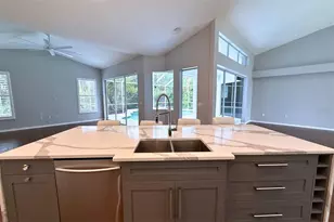 4824 Hanging Moss Ln, Sarasota, FL 34238 - Photo 15