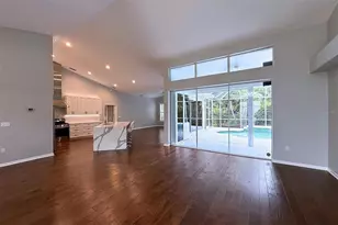 4824 Hanging Moss Ln, Sarasota, FL 34238 - Photo 9