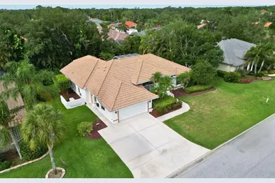 4824 Hanging Moss Lane, Sarasota, FL 34238 - Photo 3