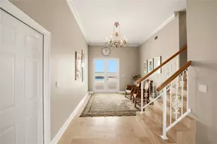 7524 Westmoreland Dr, Sarasota, FL 34243 - Photo 11