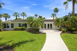 7524 Westmoreland Dr, Sarasota, FL 34243 - Photo 83