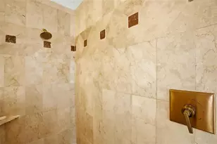 7524 Westmoreland Dr, Sarasota, FL 34243 - Photo 33