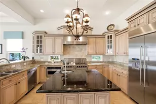 7524 Westmoreland Dr, Sarasota, FL 34243 - Photo 19