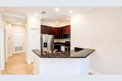 7919 Limestone Lane #13-204, Sarasota, FL 34233 - Photo 5