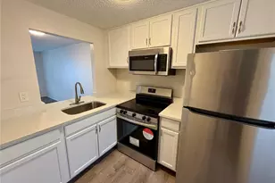 312 57th Ave Dr E, Bradenton, FL 34203 - Photo 3