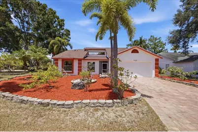 720 50th Street E, Bradenton, FL 34208 - Photo 1