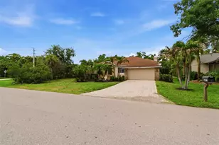 4401 Little John Trail, Sarasota, FL 34232 - Photo 59