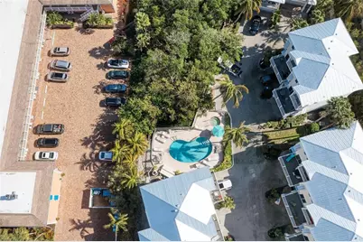 1469 Gulf Drive N, Bradenton Beach, FL 34217 - Photo 37