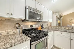 4362 Beekman Pl, Sarasota, FL 34235 - Photo 21