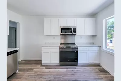 1520 19th Avenue W, Bradenton, FL 34205 - Photo 5
